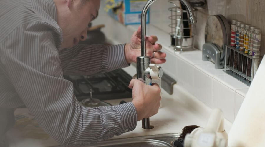 Local expert plumbing services in Osnabrock, ND